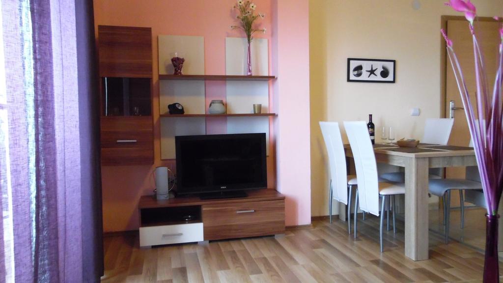 Sara Apartments Makarska Kamer foto