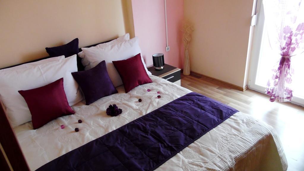 Sara Apartments Makarska Kamer foto
